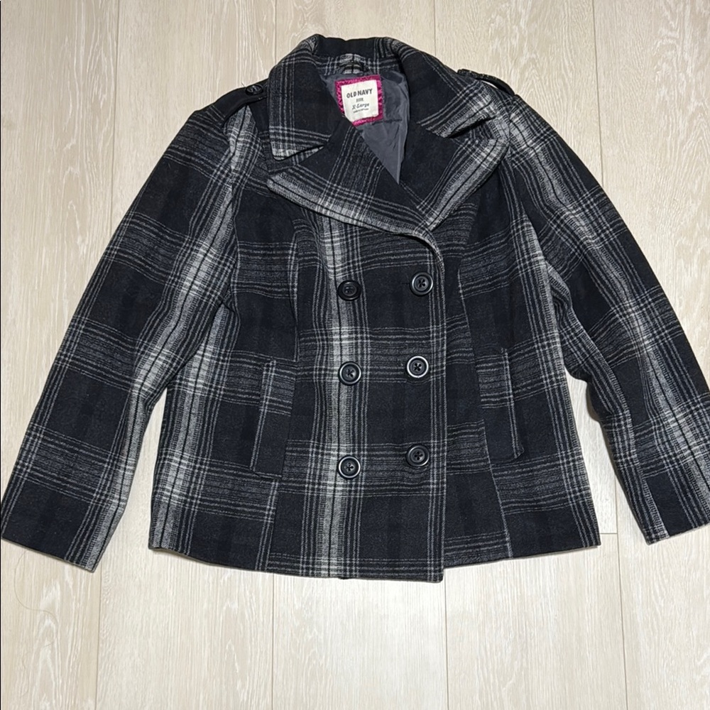 3/$10 Old Navy Charcoal and Light Gray Plaid Coat
